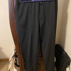 Fabletics Women’s Black Joggers